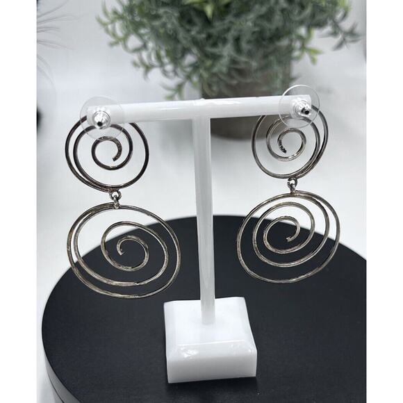 Vintage Signed CA 925 Sterling Silver Hammered Swirl Twirl Dangle Post Earrings - Picture 3 of 12